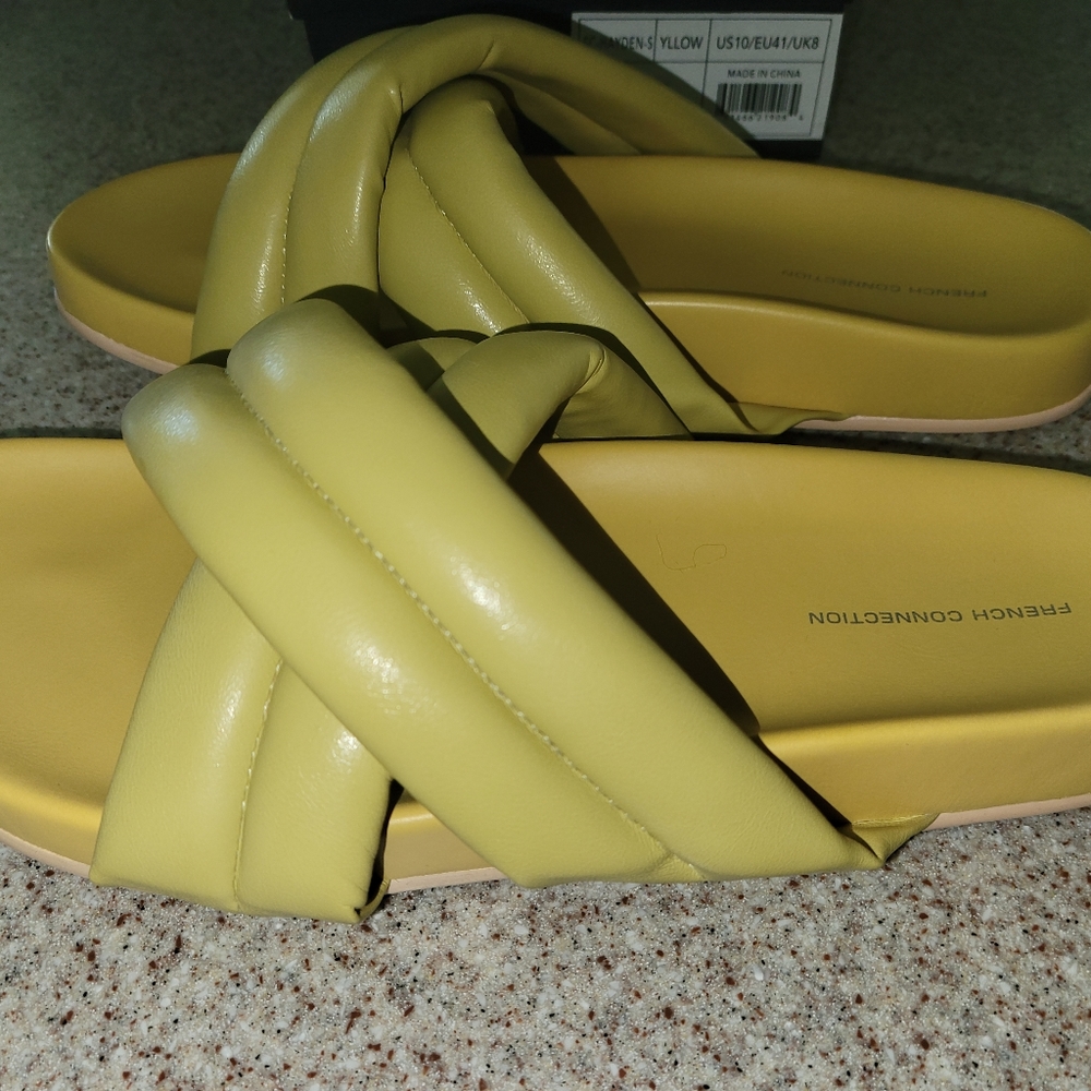 New Cushion Slides Size 10 - image 3